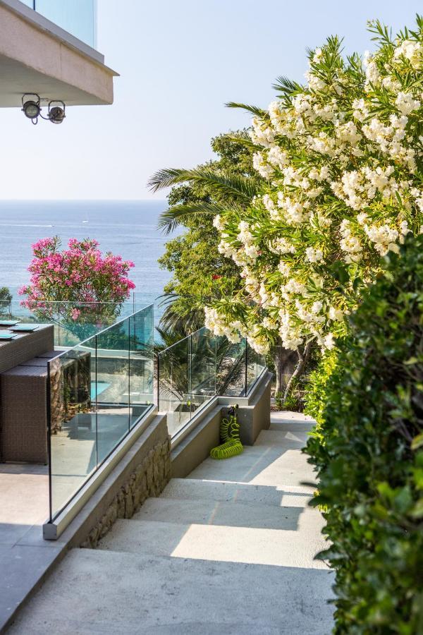 Hotel Villa R カルヴィ エクステリア 写真