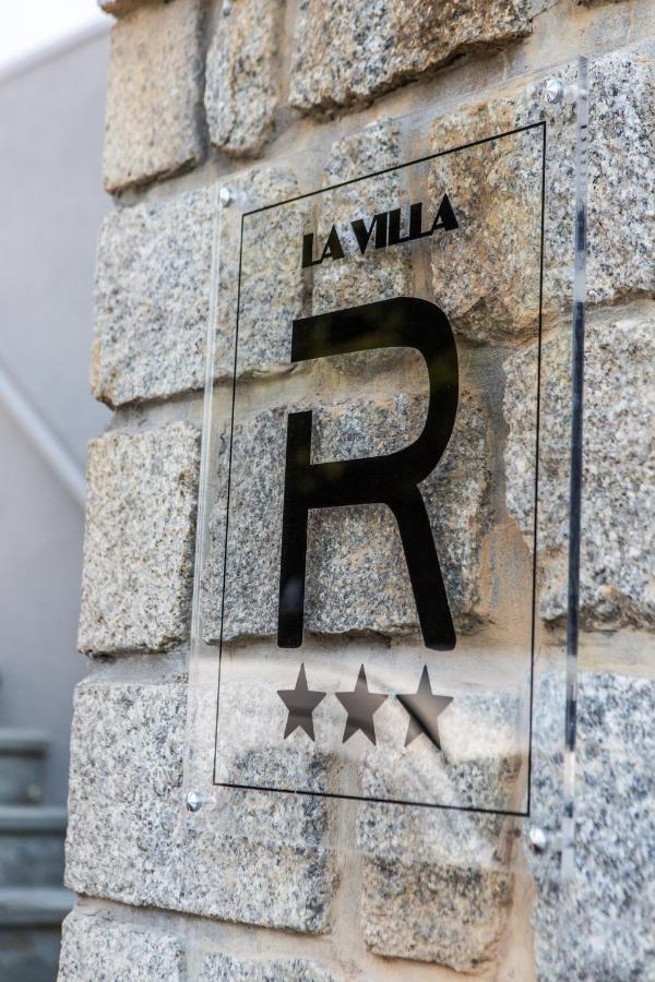 Hotel Villa R カルヴィ エクステリア 写真