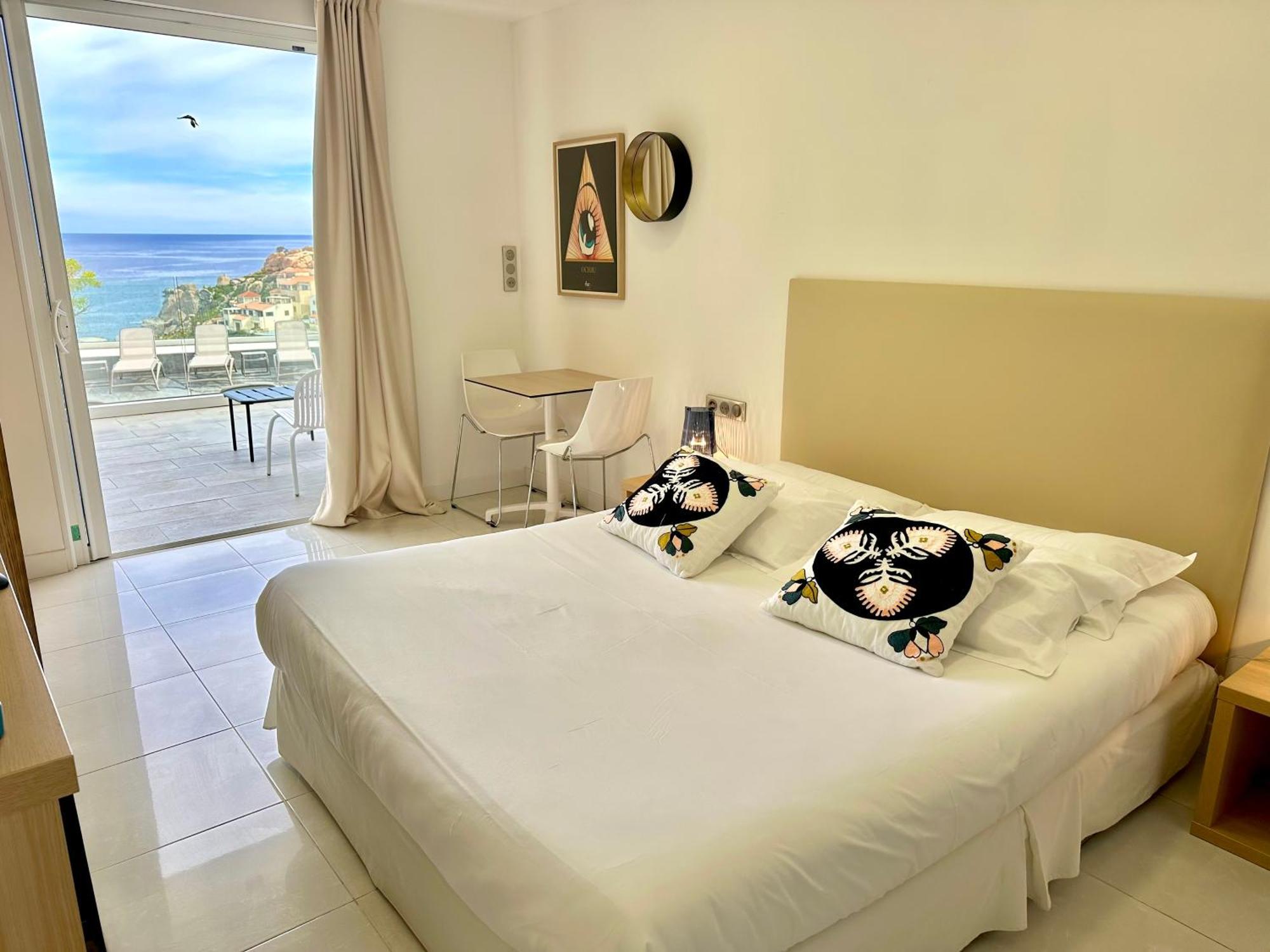Hotel Villa R カルヴィ エクステリア 写真